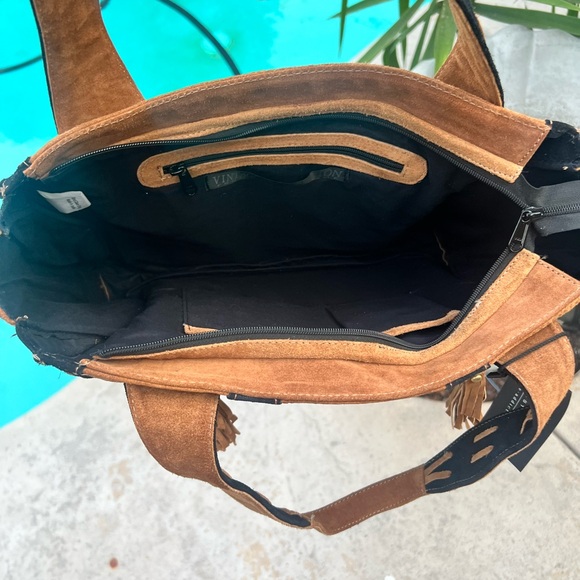 Vintage addiction suede one of a kind boho style bag. - Picture 6 of 7